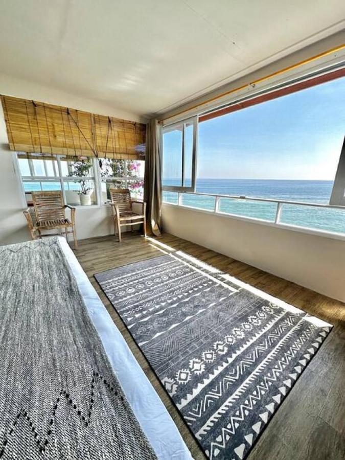 Beach Front Villa , All Mare 2 울루와뚜 외부 사진